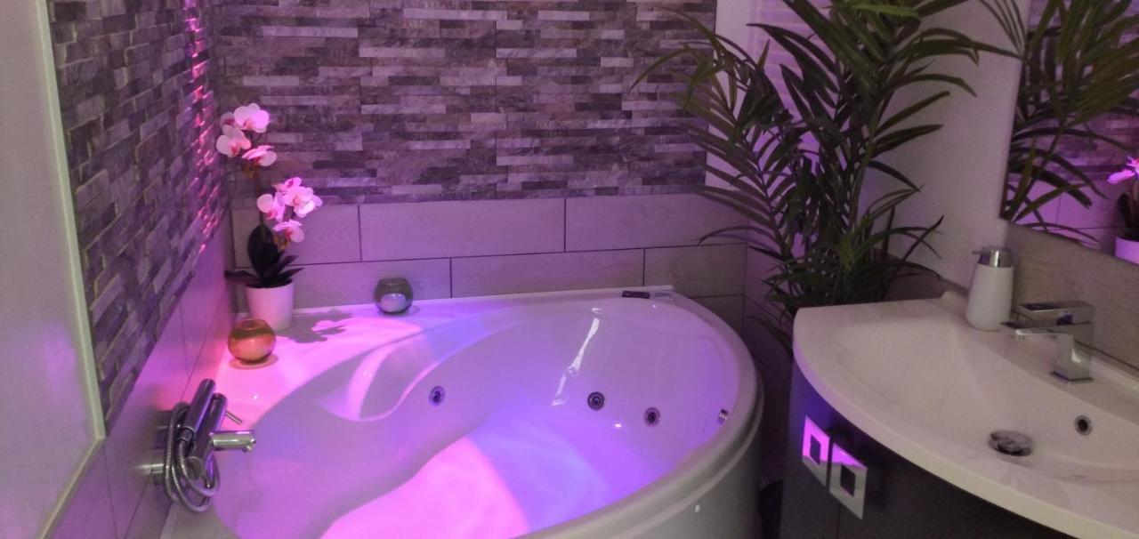 Bed & Breakfast Dimora Felice オストゥーニ エクステリア 写真