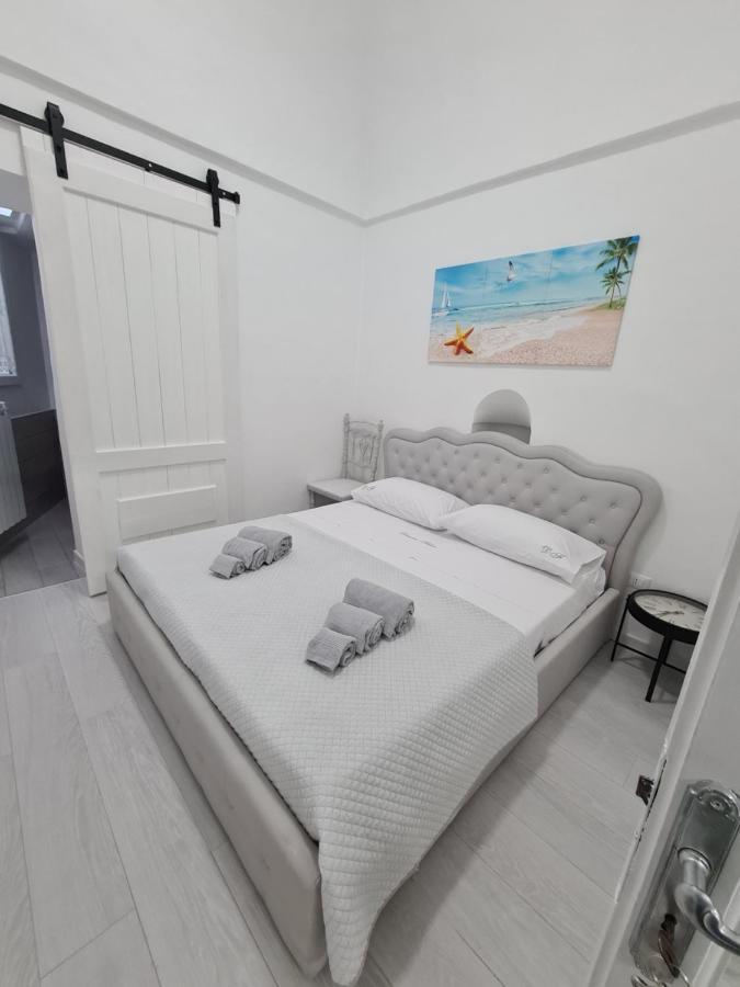 Bed & Breakfast Dimora Felice オストゥーニ エクステリア 写真