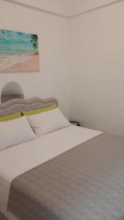 Bed & Breakfast Dimora Felice オストゥーニ エクステリア 写真